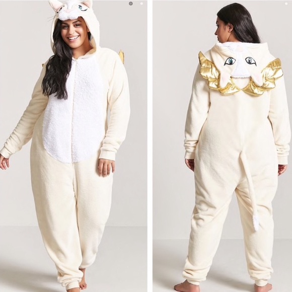 Forever 21 Other - Forever 21 faux fur cat onesie